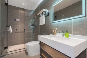 舒適單人房 | 浴室