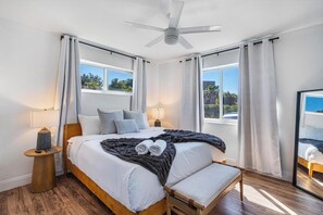 4 habitaciones, tabla de planchar con plancha, wifi y ropa de cama 
