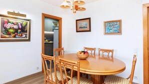 House, 4 Bedrooms, Terrace | Dining - Global Maresto 1 - By Global Rental Holidays 5258 (Salou)