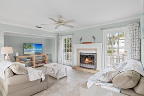 TV connectée, cheminée