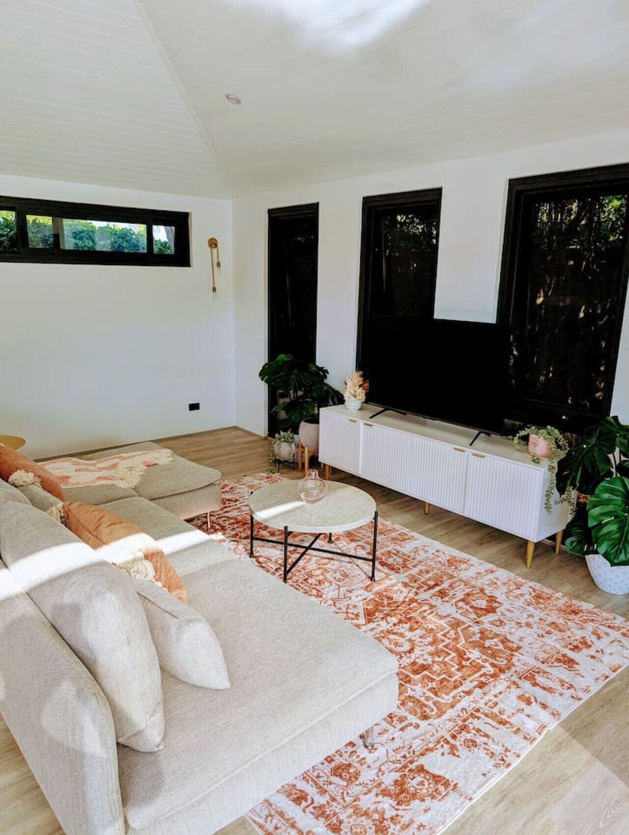 智能电视、电子游戏、立体声音响