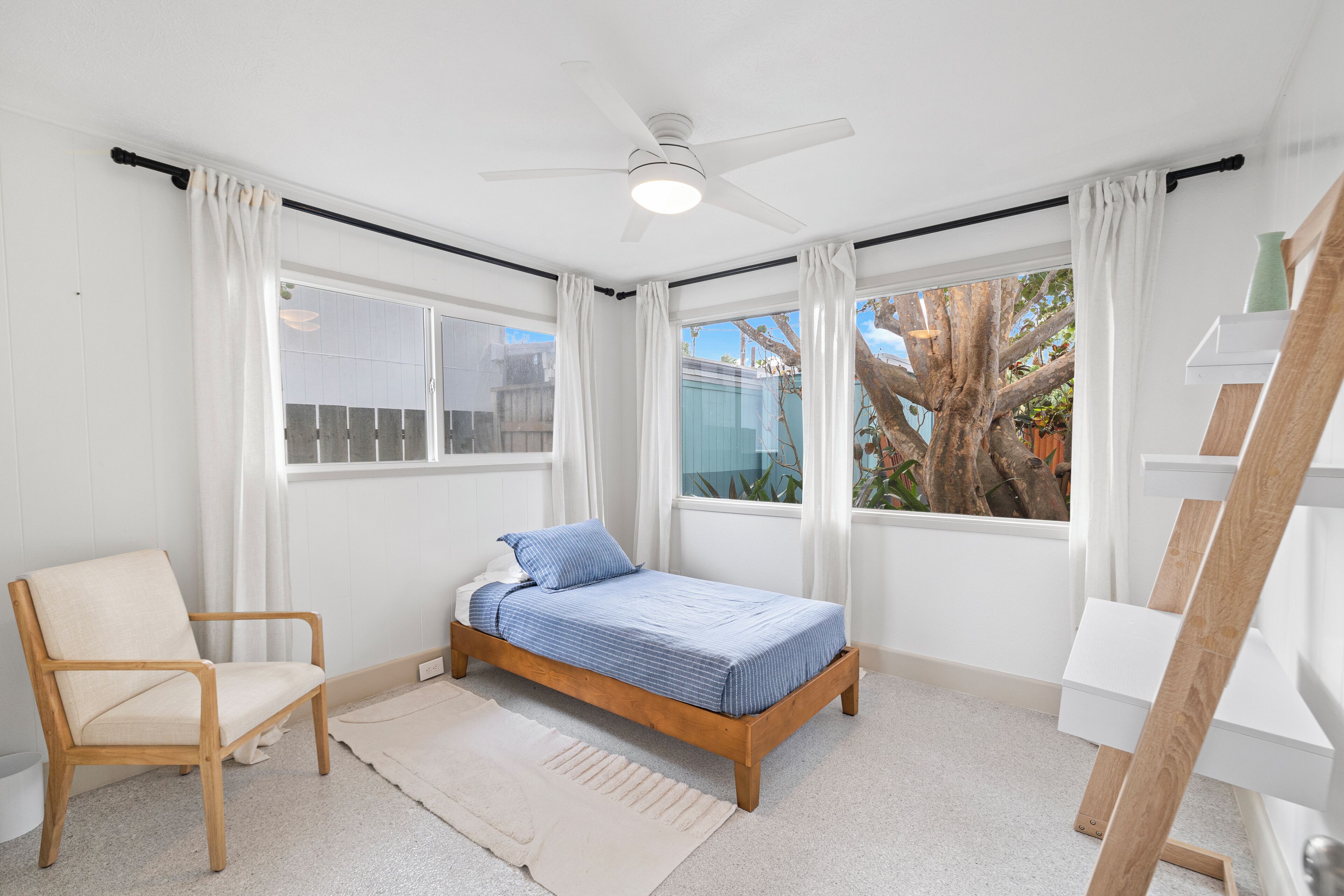 4 bedrooms, desk, iron/ironing board, free WiFi