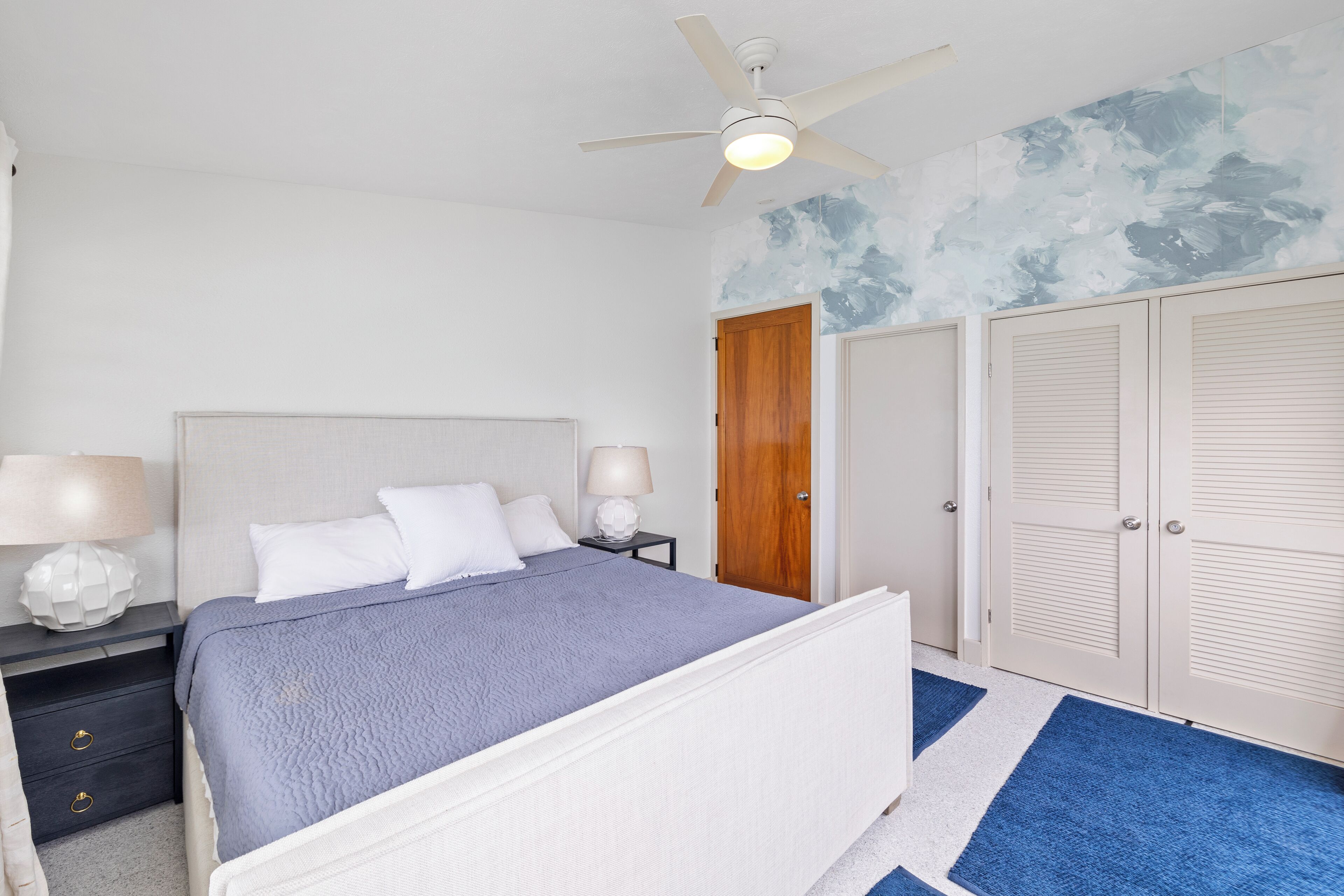 4 bedrooms, desk, iron/ironing board, free WiFi