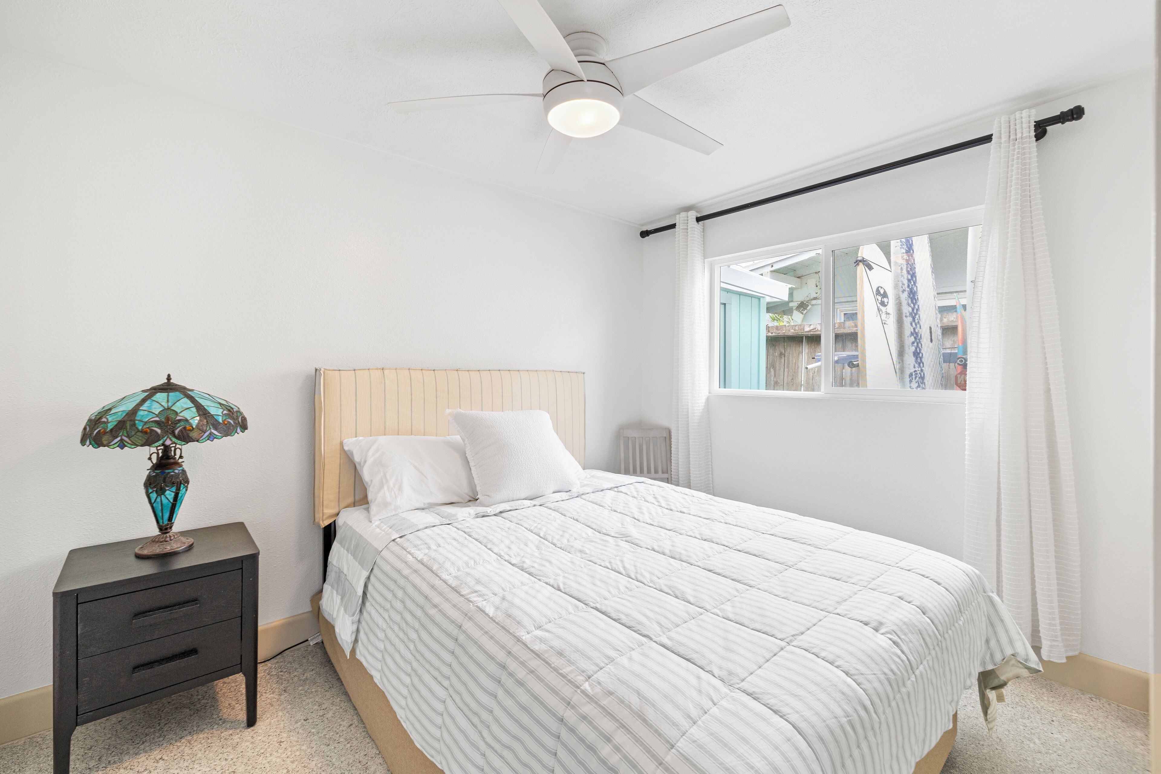 4 bedrooms, desk, iron/ironing board, free WiFi