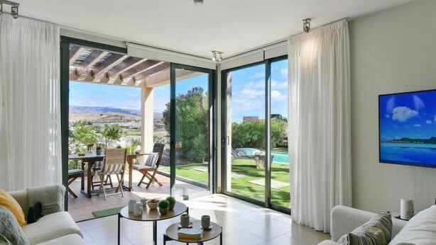 Villa, 3 chambres, terrasse | Coin séjour
