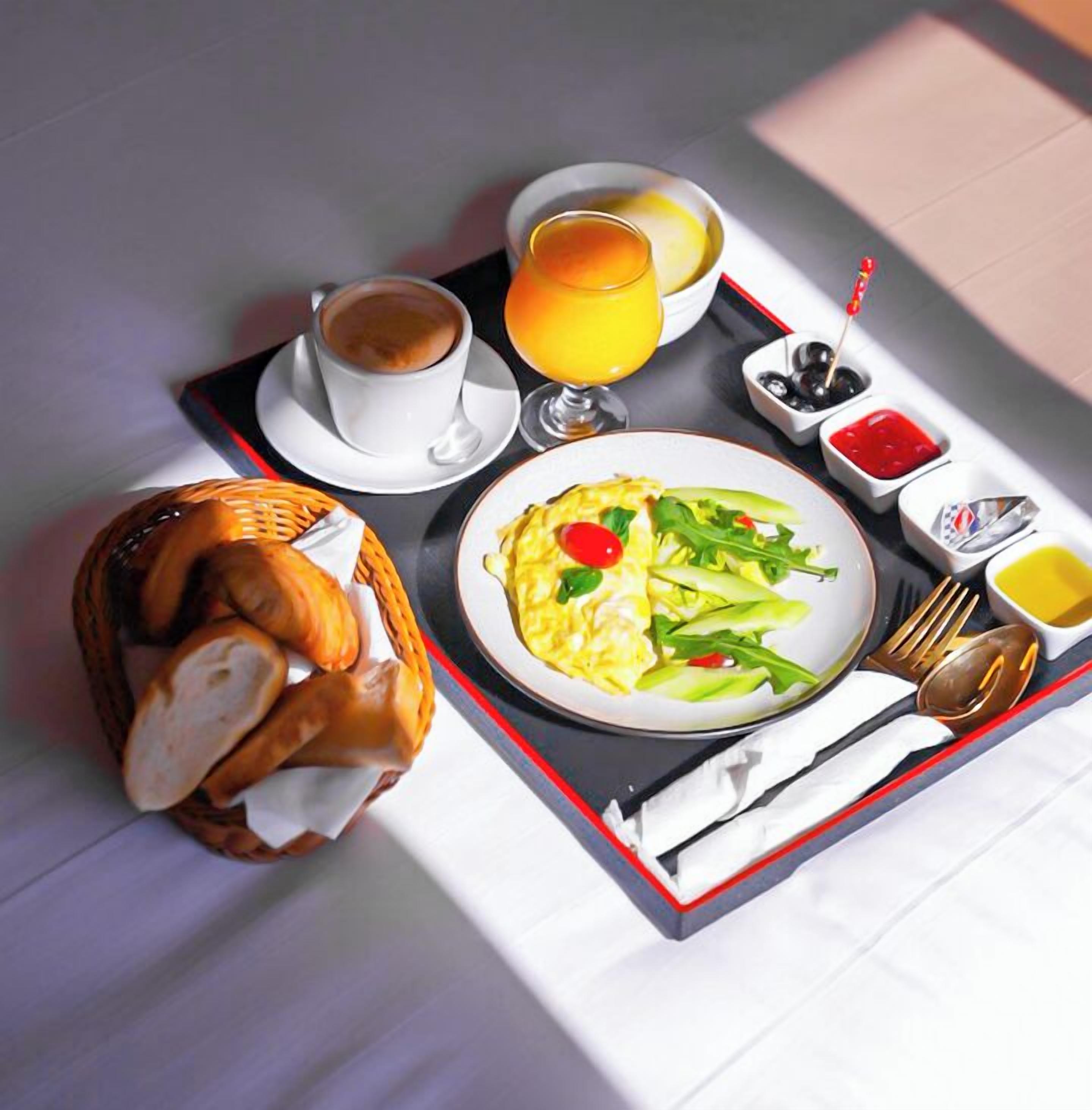 Breakfast meal