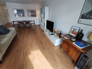 Fernseher