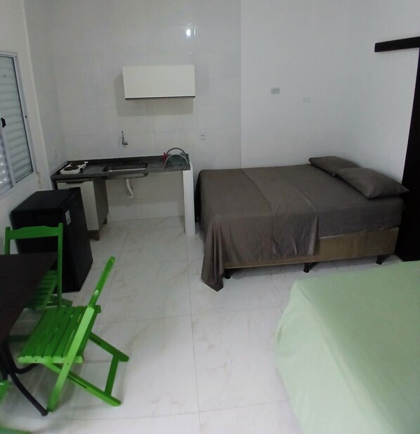 1 bedroom, free WiFi, bed sheets - Comfortable studio apartment in Pontal do Sul (Paranaguá Pontal do Paraná)