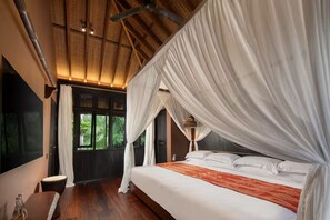 Single Room, Hill View | Desk, laptop workspace, free WiFi - Sumeru Botanical Estate (Ubud)