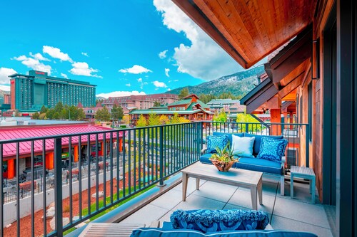 Heavenly Lake Tahoe Ski Resort