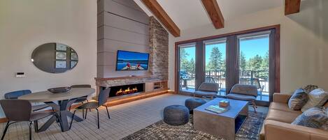 Condo, 2 Bedrooms | Living area