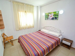 House, 2 Bedrooms, Terrace