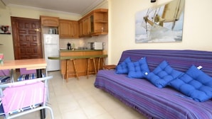 House, 2 Bedrooms, Terrace | Living area - Global Barcelona 1 - By Global Rental Holidays 8973 (Salou)