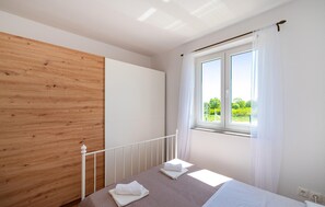 3 sovrum, resesäng, gratis wi-fi och sängkläder