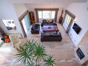 Living area - Global Stuttgart - By Global Rental Holidays 8966 (Teulada)