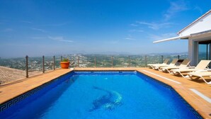 Villa, 4 Yatak Odası, Teras | Havuz