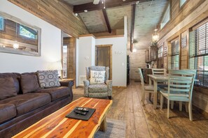 Smart TV, fireplace, DVD player