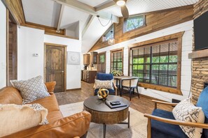 Smart TV, fireplace, DVD player