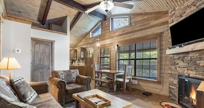 Table Rock Lakeside cabin with Boat Slip Ticket Deals & Resort Perks included!
