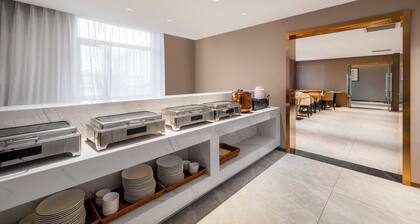 Jingbao Ruijia Hotel