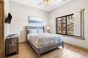 4 多间卧室、熨斗/熨衣板、免费 WiFi、床单