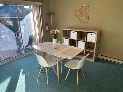 Quiet Ground Level Suite