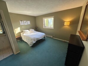 1 bedroom, in-room safe, iron/ironing board, travel crib