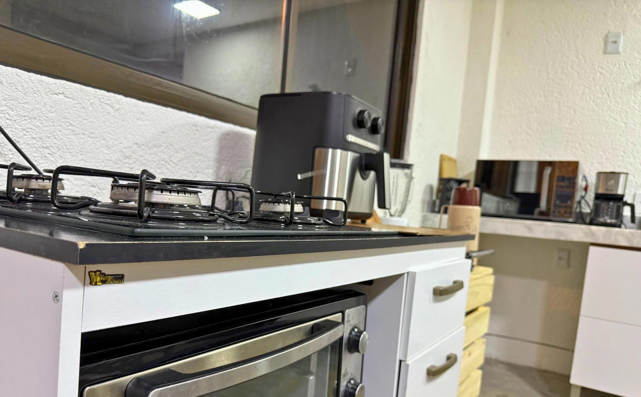 Villa | Private kitchen | Fridge, microwave, cookware/dishes/utensils