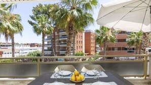House, 2 Bedrooms, Terrace | Outdoor dining - Global Jardines Family 205 8859 (Salou)