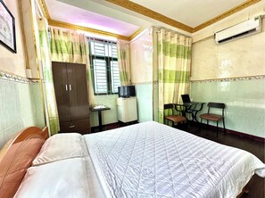 Superior Double Room | 1 bedroom, desk, free WiFi, bed sheets