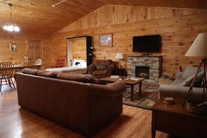 Unclassified image, 4 of 19, button - Laurel Lodge-Devil`s Bathtub/Nat Tunnel (DUFFIELD)