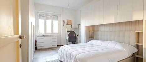 1 habitación, wifi y ropa de cama