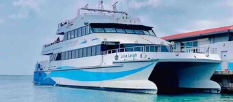 Near Ferry to Culebra Solar-powered Cozy