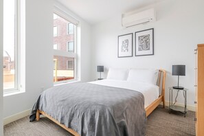 2 多间卧室、熨斗/熨衣板、WiFi、床单