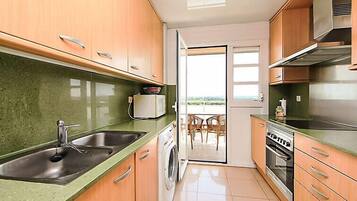 Huis, 4 slaapkamers, terras | Privékeuken