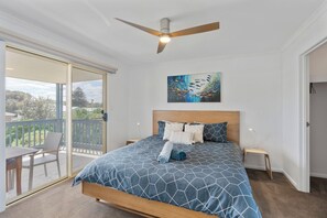 4 Schlafzimmer, Bügeleisen/Bügelbrett, kostenloses WLAN, Bettwäsche