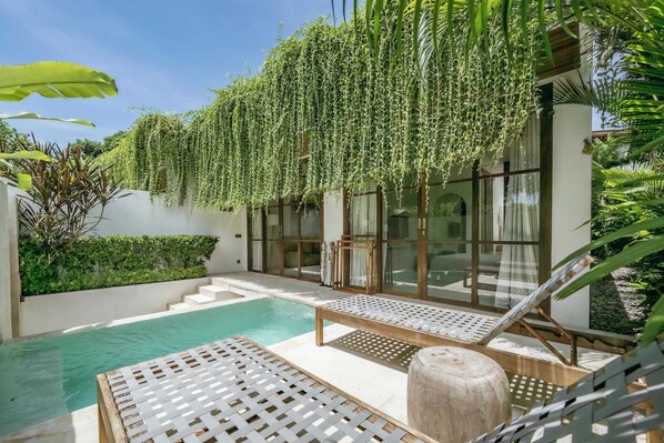 Biệt thự Economy, sân hiên | Hồ bơi riêng