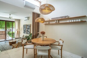 Economy Villa, Patio | Dining room