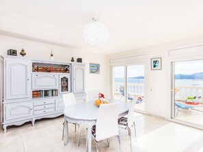 Dining - Bellavista by Interhome (Llançà)