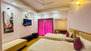 Desk, free WiFi - Best Southern Hotel (Kalapara)