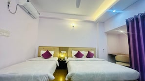 1 bedroom, desk, free WiFi