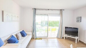 Living area - Global Michele - By Global Rental Holidays 6601 (L'Escala)