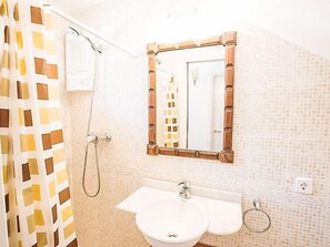 House, 4 Bedrooms, Terrace | Bathroom - Global Michele - By Global Rental Holidays 6601 (L'Escala)