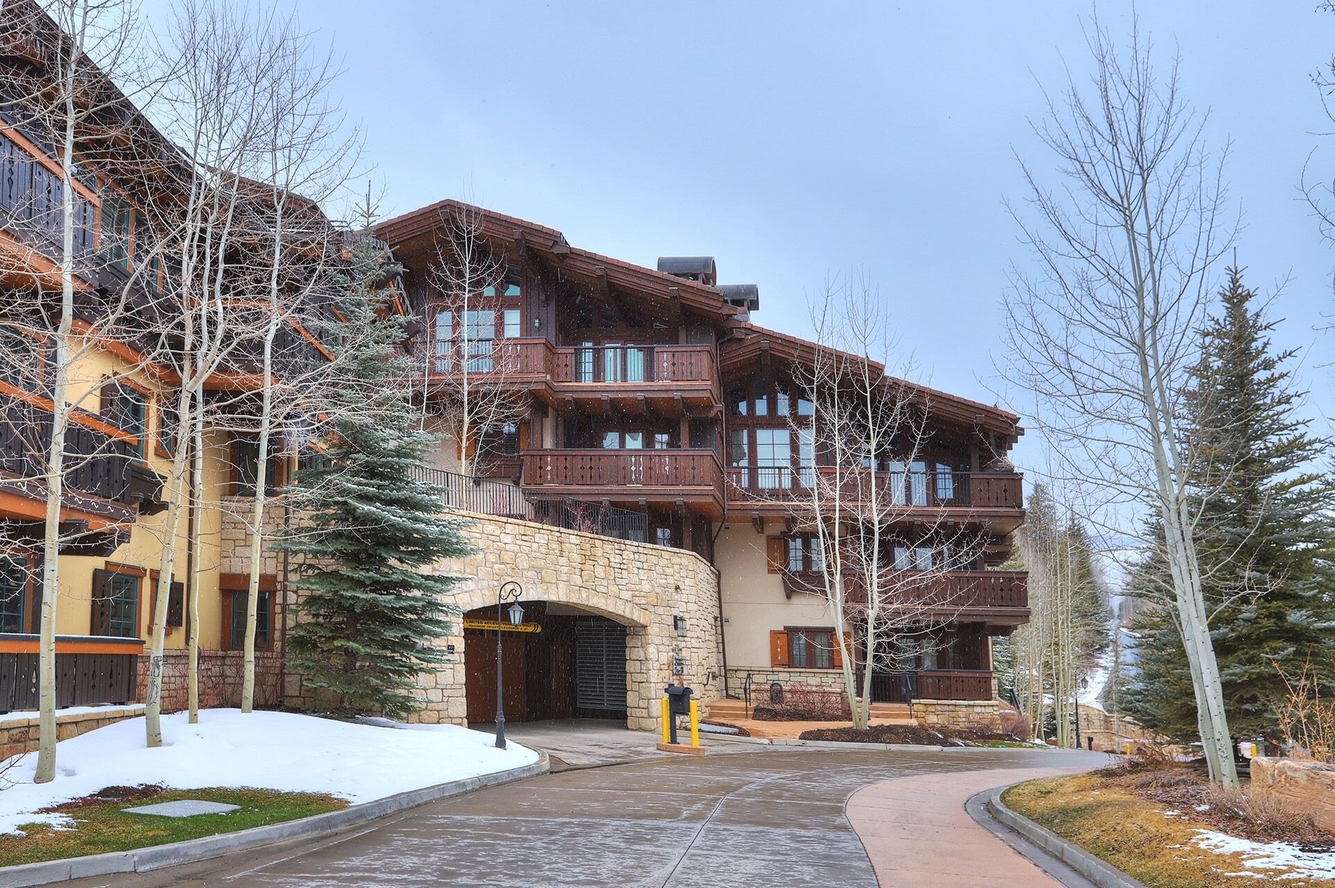 House, 6 Bedrooms | Exterior