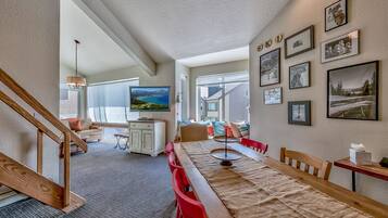 Condo, 2 habitaciones | Interior