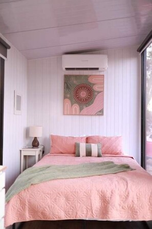 1 chambre, literie fournie