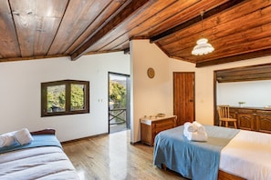 1 bedroom, bed sheets