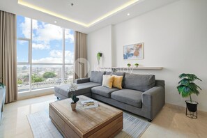 Apartamento, 1 habitación, vistas a la ciudad | Sala de estar