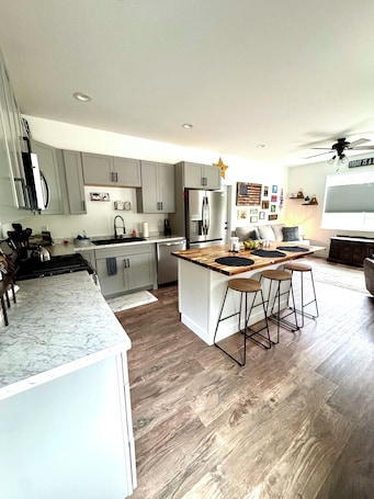 Interior. Guesthouse w/king bed, lots of amenities, & close to town