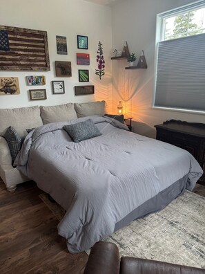 1 bedroom, free WiFi, bed sheets